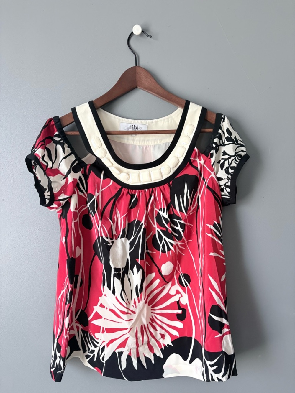 Tibi Red, Black & White Floral Short-Sleeve Blouse